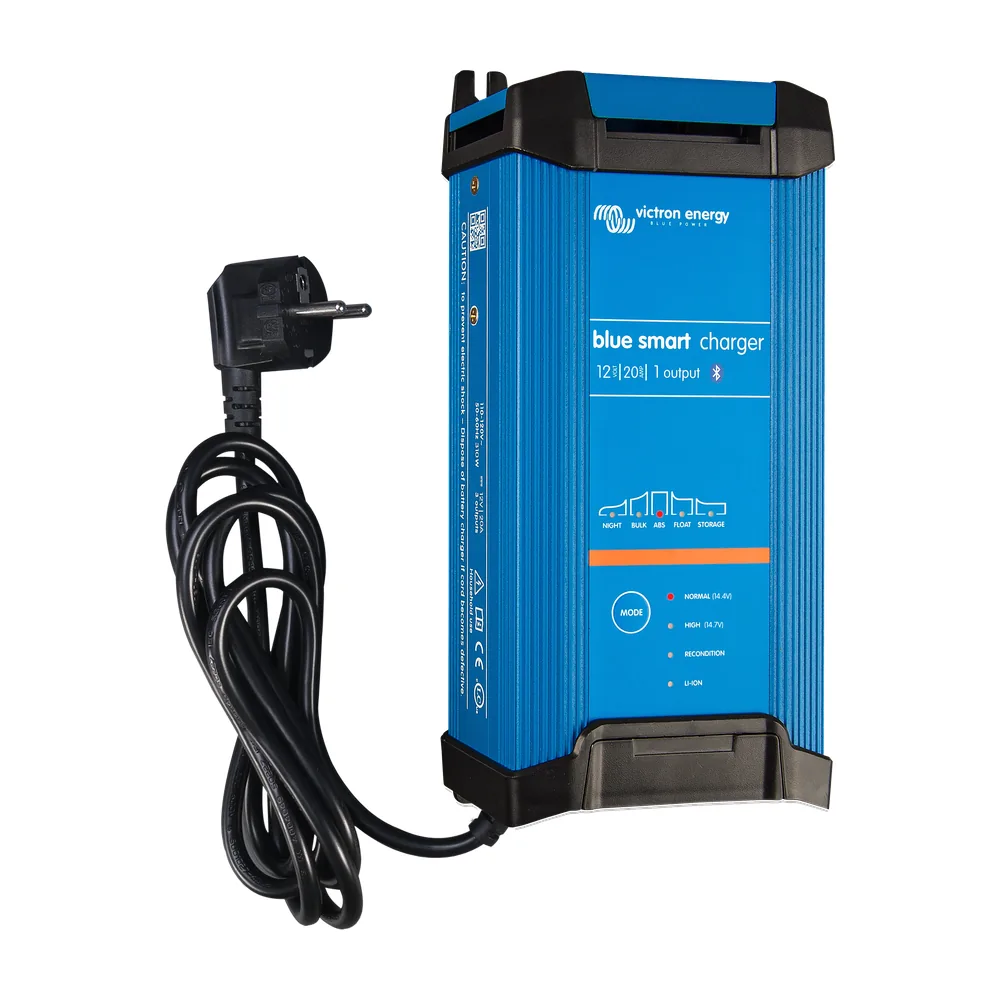 Cargador de Baterías Victron Blue Smart IP22 12V 20A (1 salida) - CuencaSolar