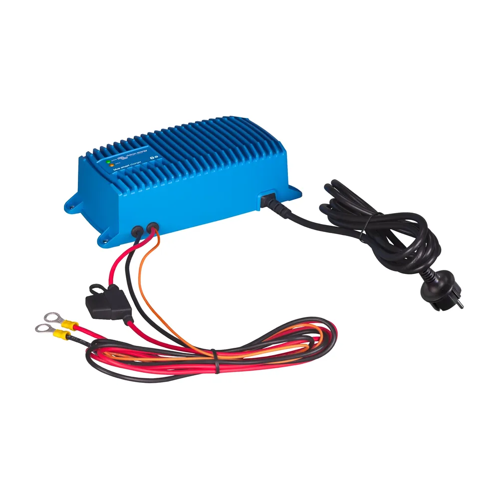 Blue-Smart-Charger-si-IP671_with-DC-fuse-holder