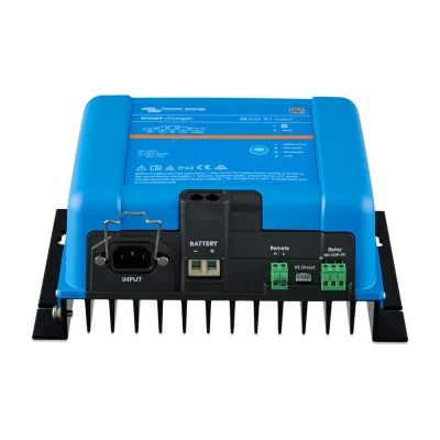 Cargador de Baterías Victron Smart IP43 48V 13A 120/240V - CuencaSolar