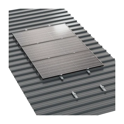 Kit Estructura Sunfer Coplanar Cubierta Metálica Micro-Rail Zincado para 5 Paneles Solares 05V-380 - CuencaSolar