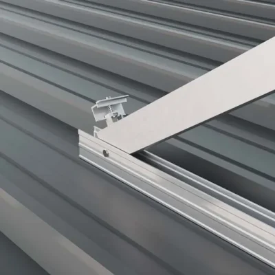 Kit de estructura Sunfer para 2 paneles solares en horizontal y dos filas – triángulo cerrado para cubierta plana, inclinada 30° - CuencaSolar