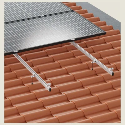 Kit de estructura Sunfer para 9 paneles solares en vertical – tejado de teja con carril largo - CuencaSolar