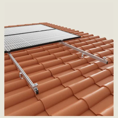 Kit de estructura Sunfer para 8 paneles solares en vertical – tejado de teja con salvatejas - CuencaSolar