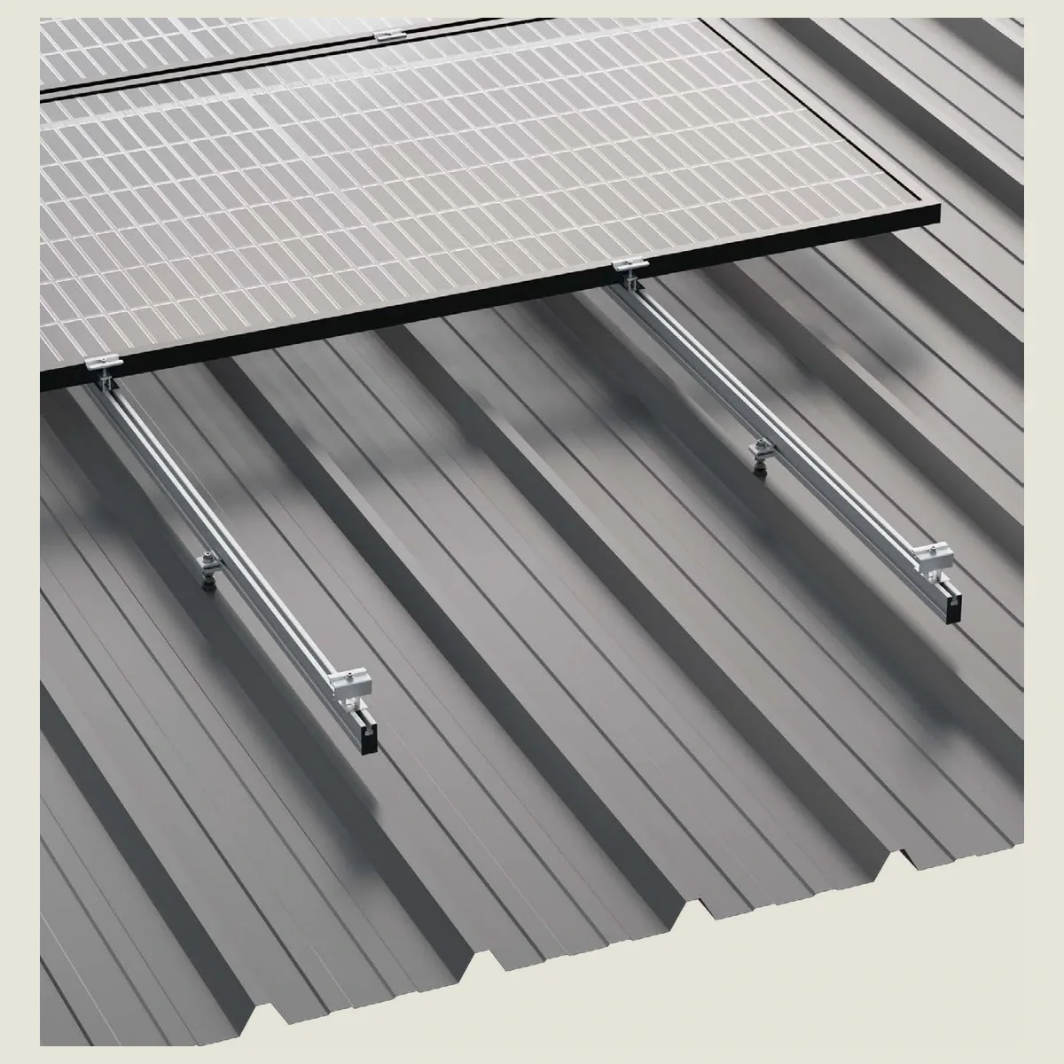 Kit de estructura Sunfer para 9 paneles solares en vertical – cubierta metálica con carril continuo y fijación atornillada - CuencaSolar