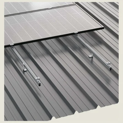 Kit de estructura Sunfer para 13 paneles solares en vertical – cubierta de chapa grecada - CuencaSolar
